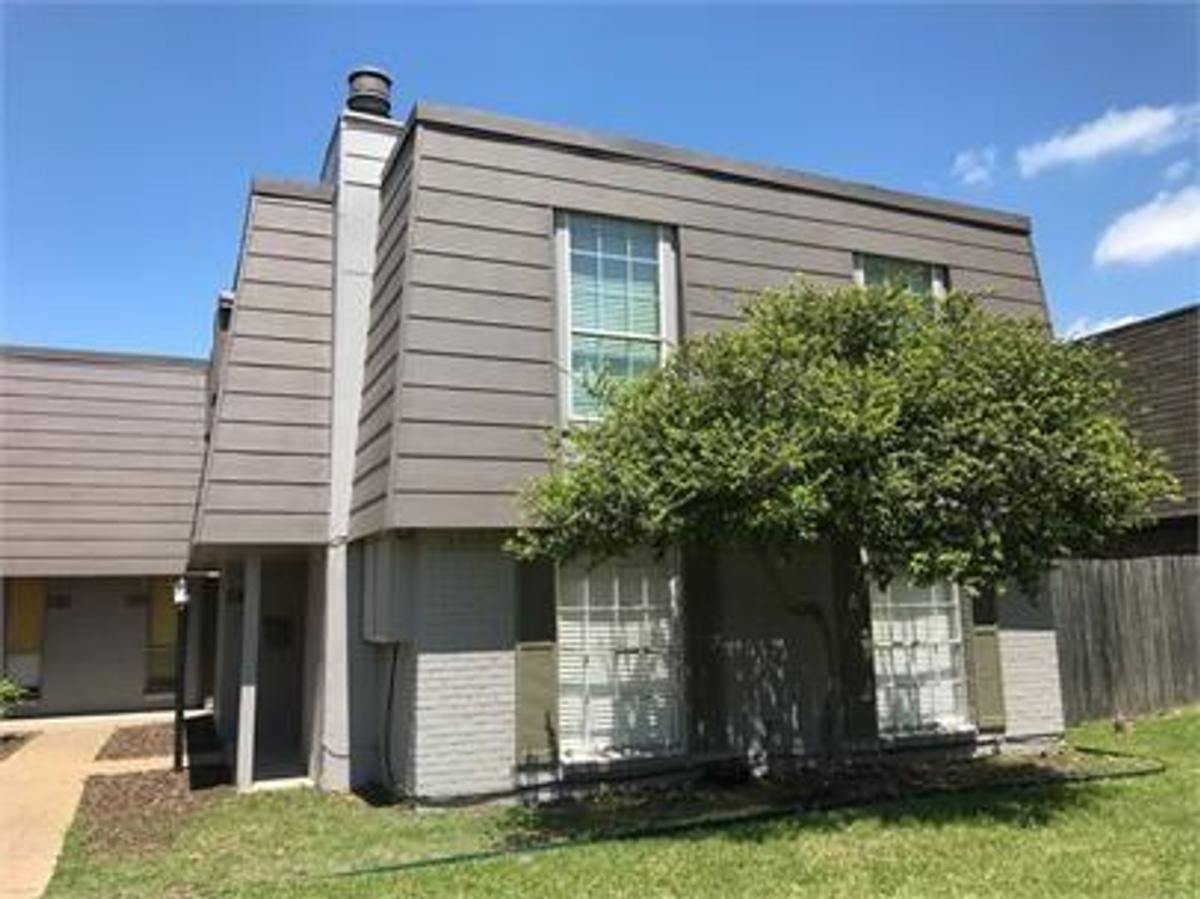 Apartment for rent at 3629 Rickshaw Dr, Dallas, TX 75229
