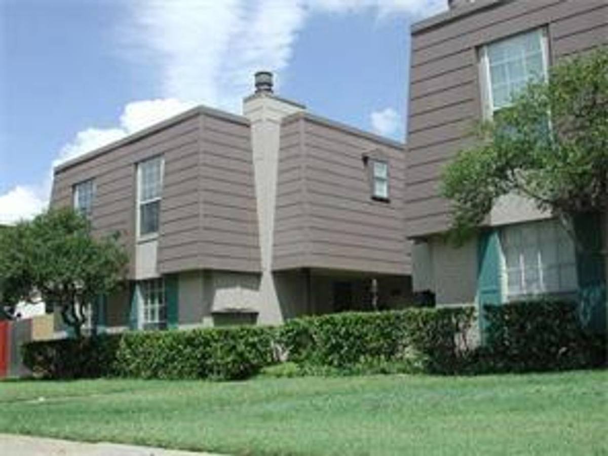 Apartment for rent at 3629 Rickshaw Dr, Dallas, TX 75229
