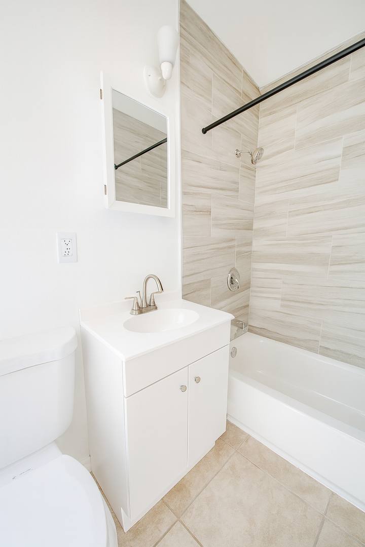 Apartment for rent at 14719 S Berendo Ave, Gardena, CA 90247