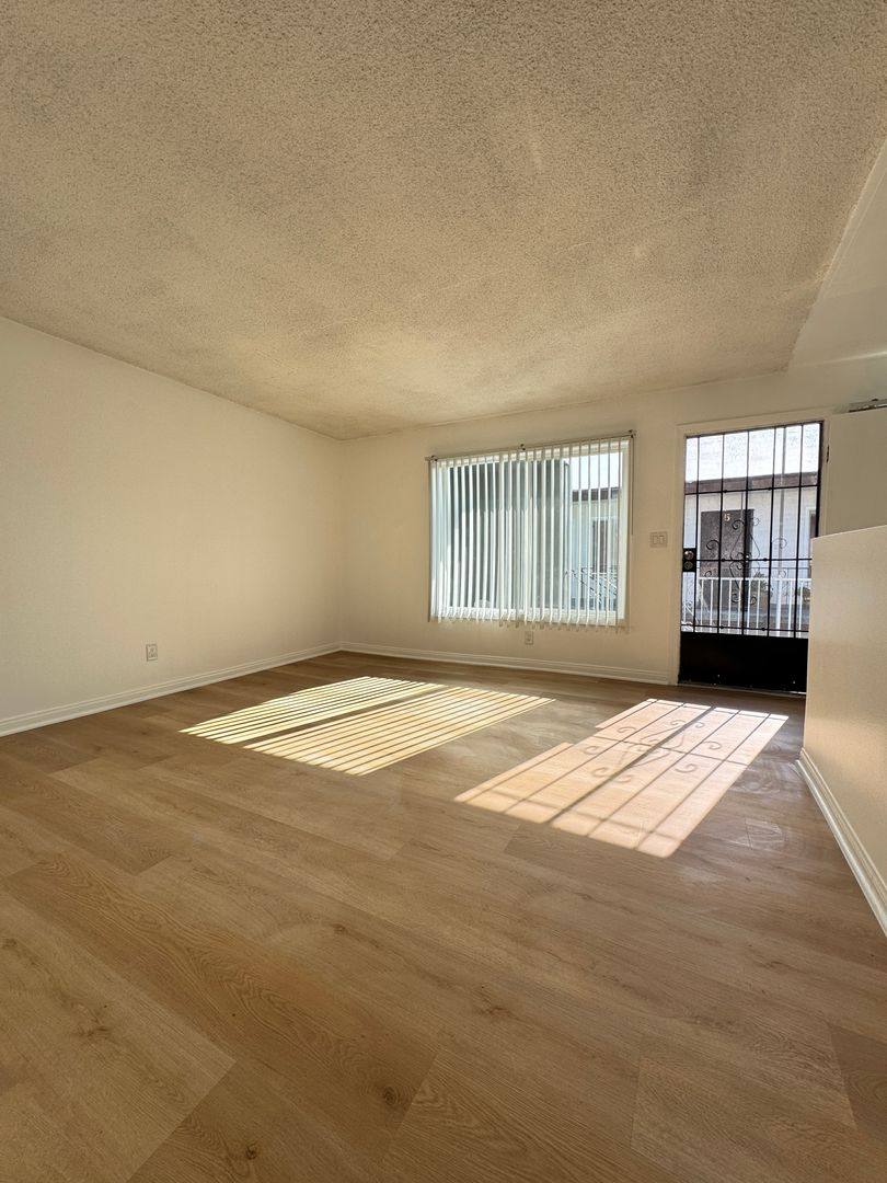 Apartment for rent at 14719 S Berendo Ave, Gardena, CA 90247