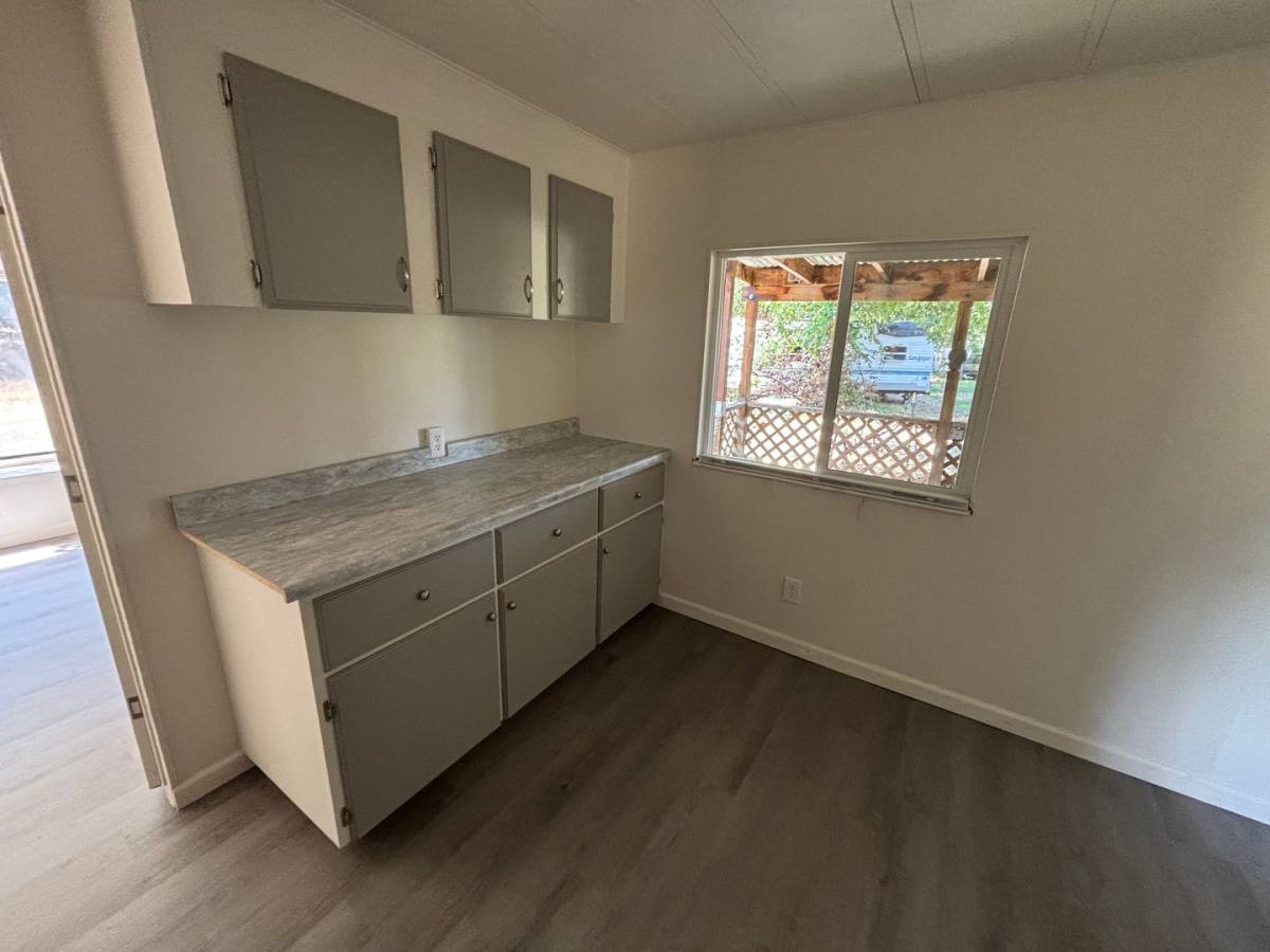 Apartment for rent at 900 Callahan Rd, Etna, CA 96027