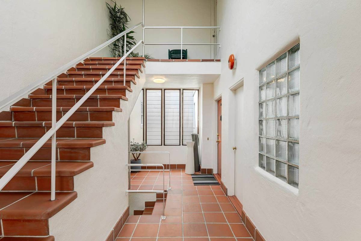Condo for rent at 1230 Clay St #302, San Francisco, CA 94108