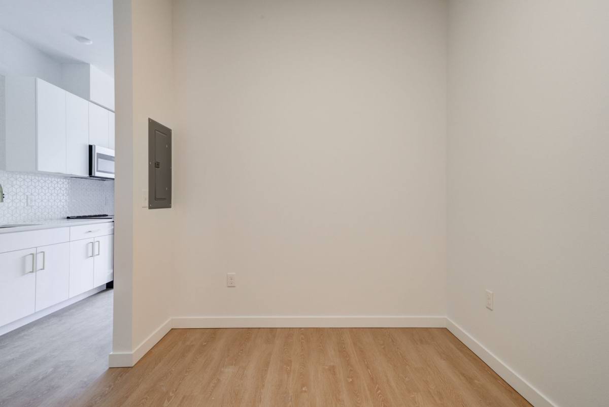Apartment for rent at 2510 SE 29th Ave, Portland, OR 97202