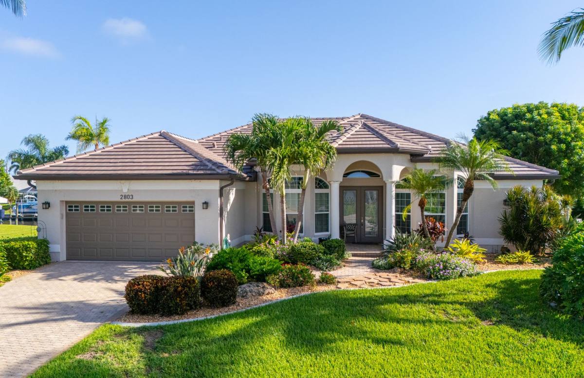 Apartment for rent at 2803 SW 39th Terrace, Cape Coral, FL 33914