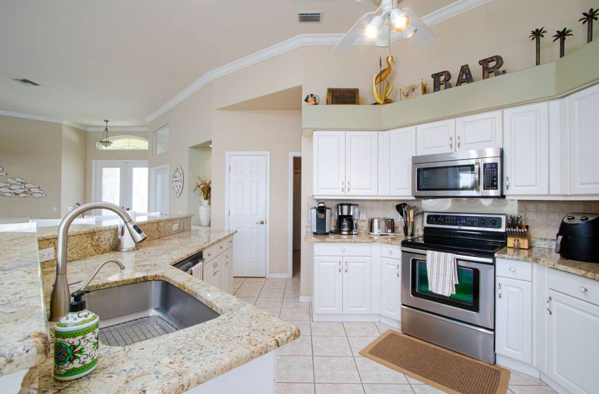 Apartment for rent at 2803 SW 39th Terrace, Cape Coral, FL 33914