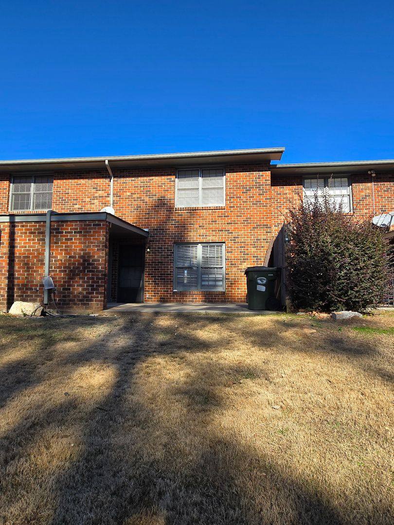 Condo for rent at 1959 Meadowbrook Circle, Dalton, GA 30720