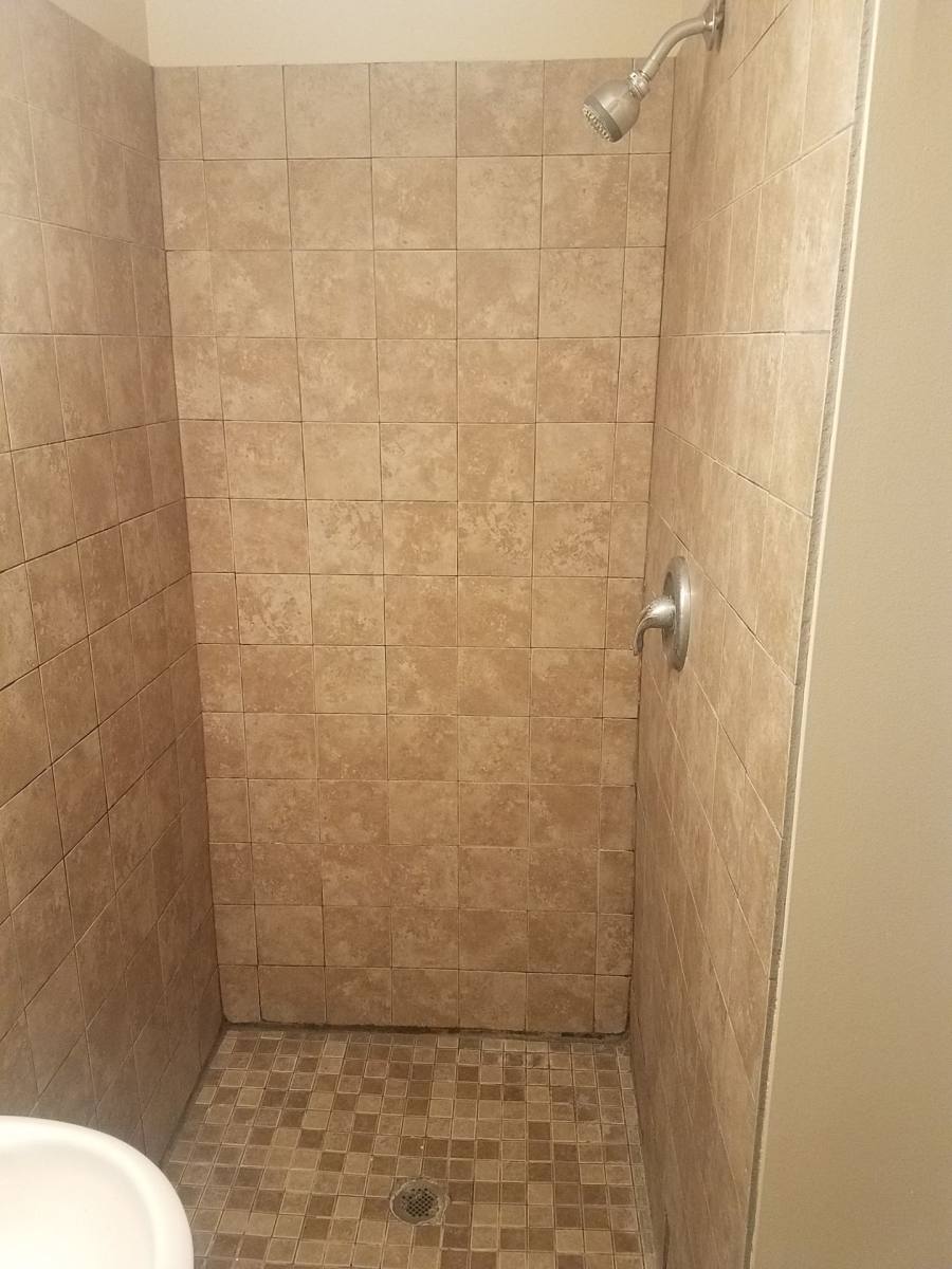 Apartment for rent at 916 Hill St, South Bend, IN 46617