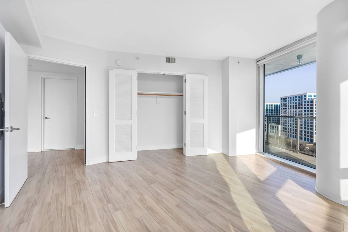Apartment for rent at 1700 Park Ave, Weehawken, NJ 07086