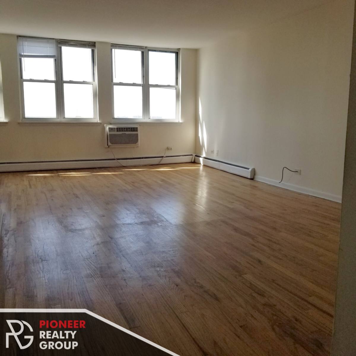Apartment for rent at 6401 N Sheridan Rd #501, Chicago, IL 60626