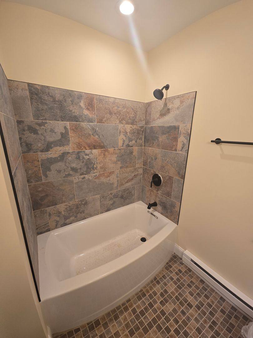 Apartment for rent at 920 N Church St, Rockford, IL 61103