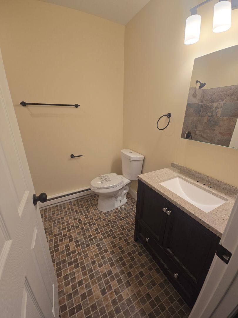 Apartment for rent at 920 N Church St, Rockford, IL 61103