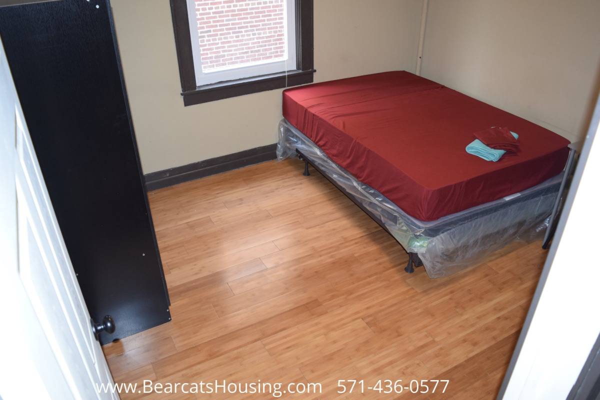 Apartment for rent at 1 Mather St, Binghamton, NY 13905