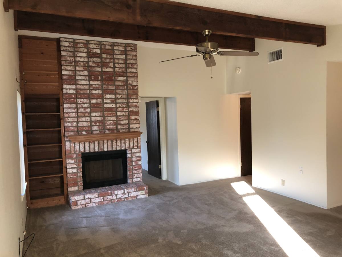 Townhouse for rent at 914 W Meadowmere Lane, Austin, TX 78758