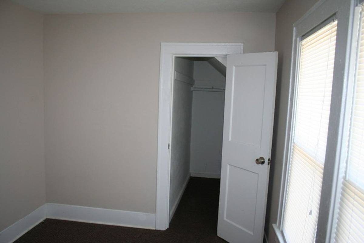 Apartment for rent at 728 Frances St, South Bend, IN 46617