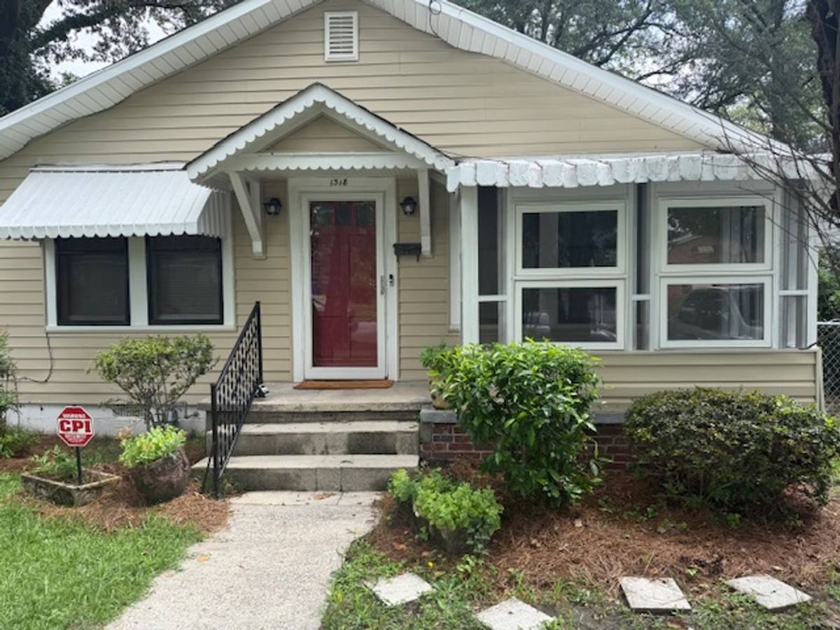 House for rent at 1318 Oak St, Columbia, SC 29204