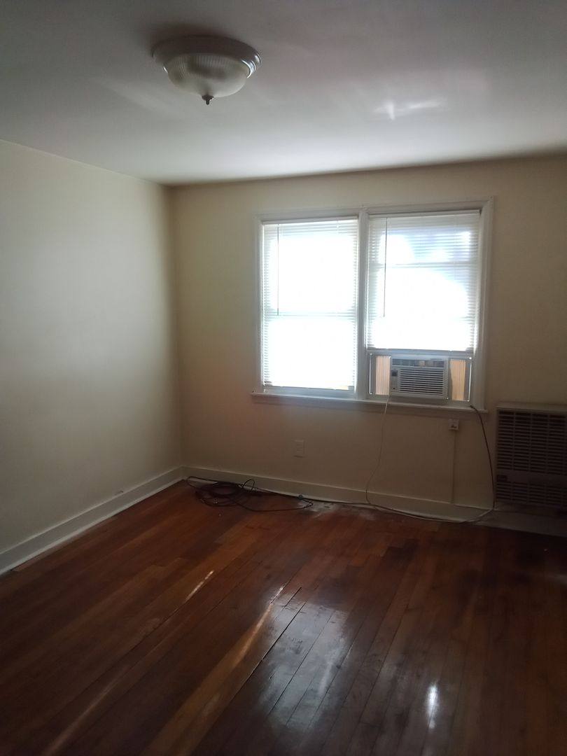 Apartment for rent at 1130 Haverford Rd, Crum Lynne, PA 19022