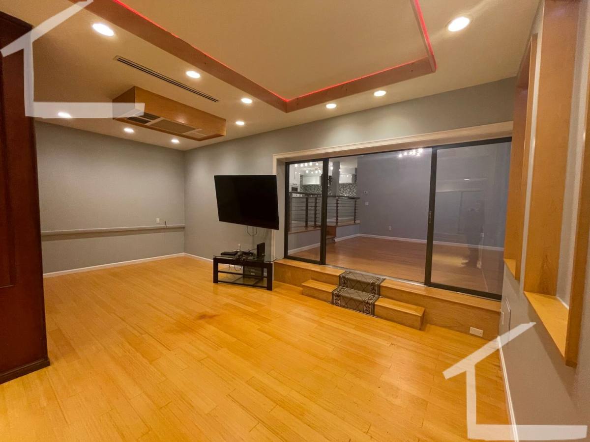 Condo for rent at 57 Broadlawn Park #28, Chestnut Hill, MA 02467