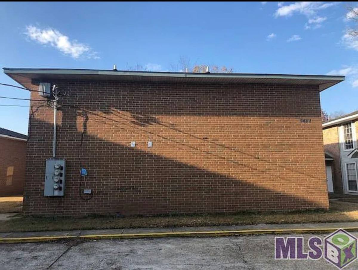 Apartment for rent at 5407 Nicholson Dr, Baton Rouge, LA 70820