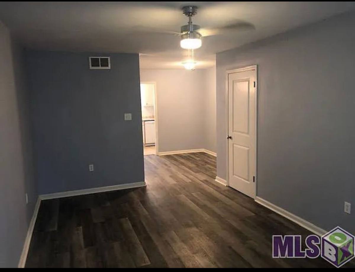 Apartment for rent at 5407 Nicholson Dr, Baton Rouge, LA 70820