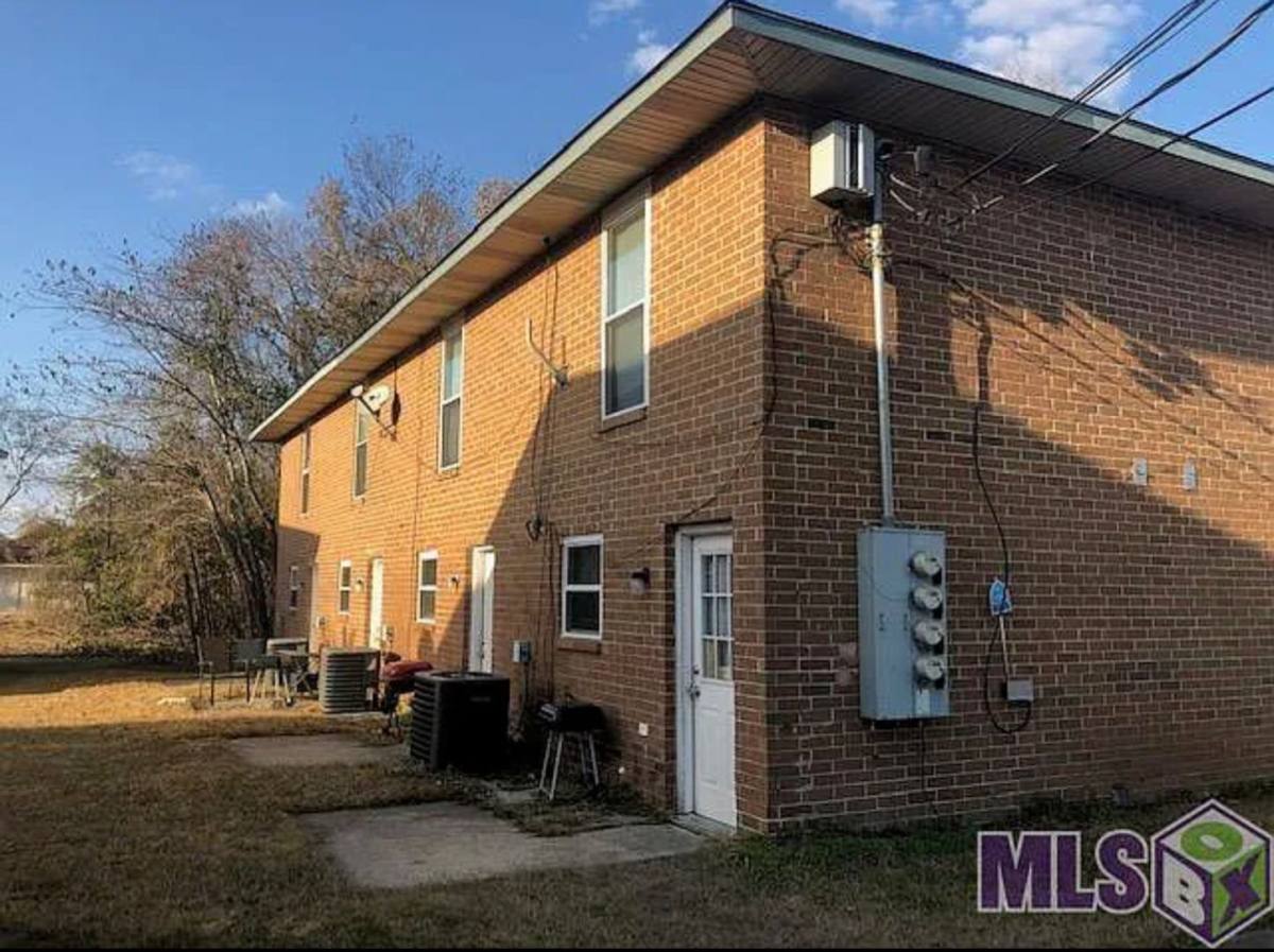 Apartment for rent at 5407 Nicholson Dr, Baton Rouge, LA 70820