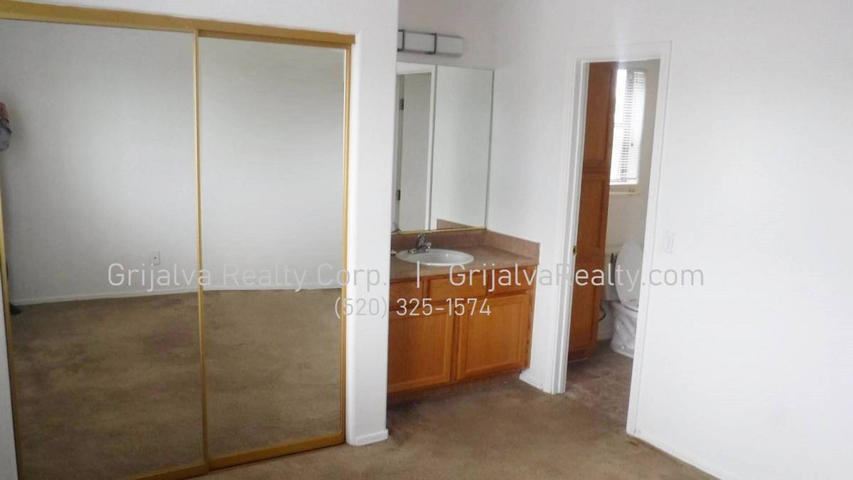 Apartment for rent at 1415 E Lester St, Tucson, AZ 85719