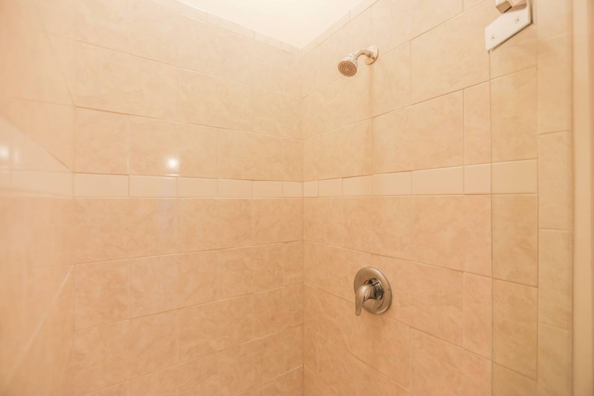 Apartment for rent at 5 Main St, Edgewater, NJ 07020