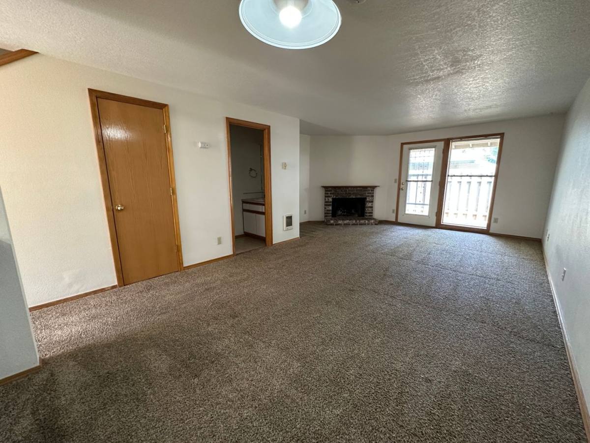 House for rent at 762 SW 206th Place, Beaverton, OR 97006