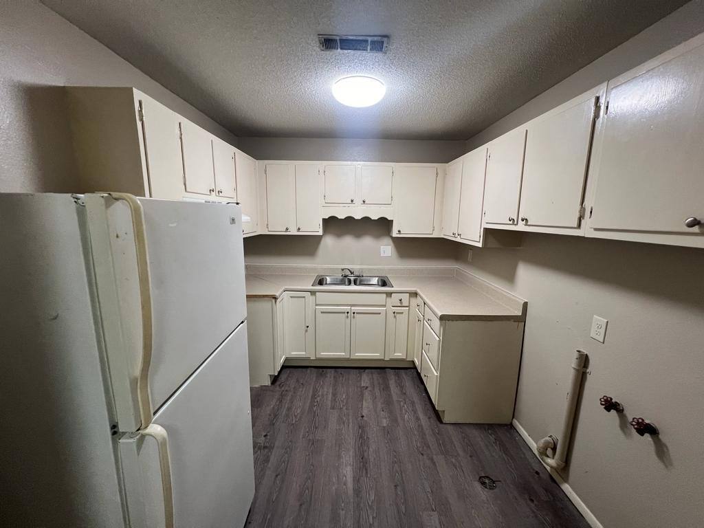 Apartment for rent at 906 S Lena St #1, Dothan, AL 36301