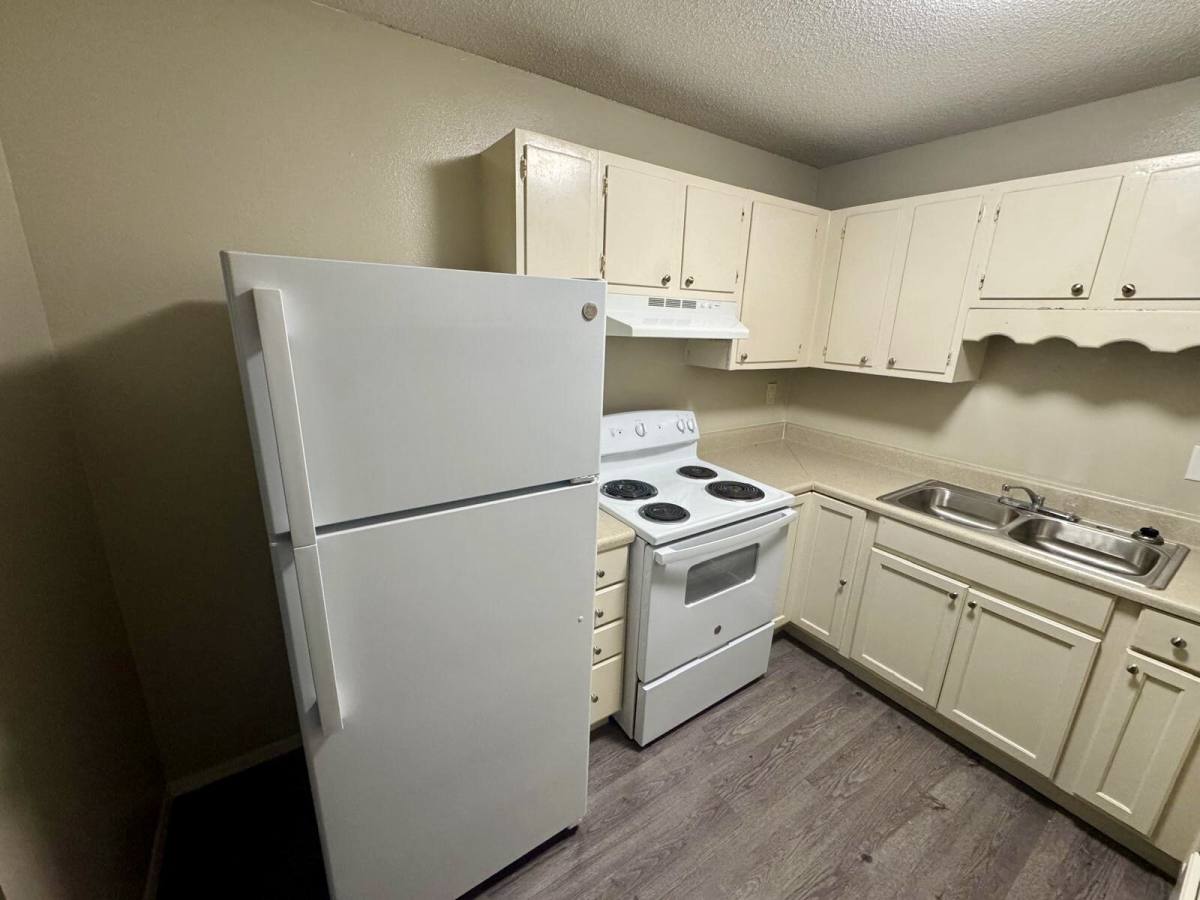 Apartment for rent at 906 S Lena St #1, Dothan, AL 36301