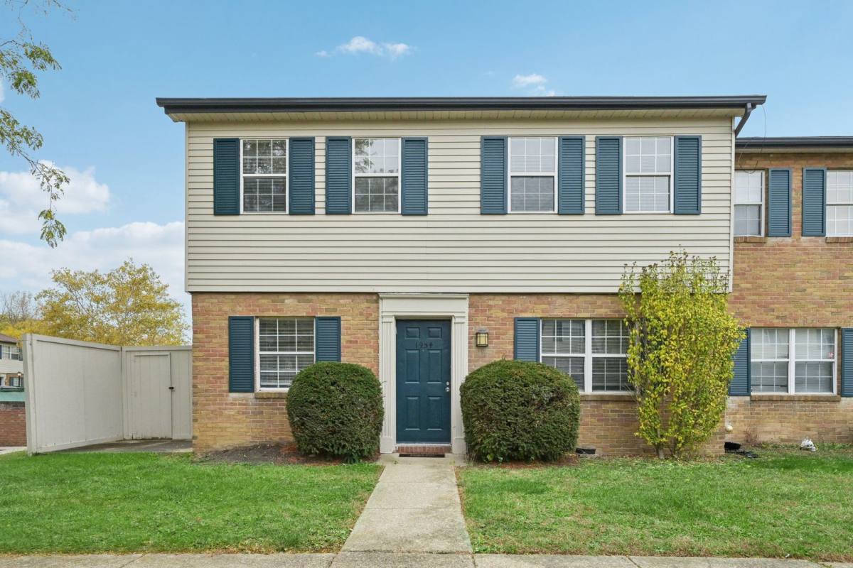 Apartment for rent at 1911 Kendall Place, Grove City, OH 43123