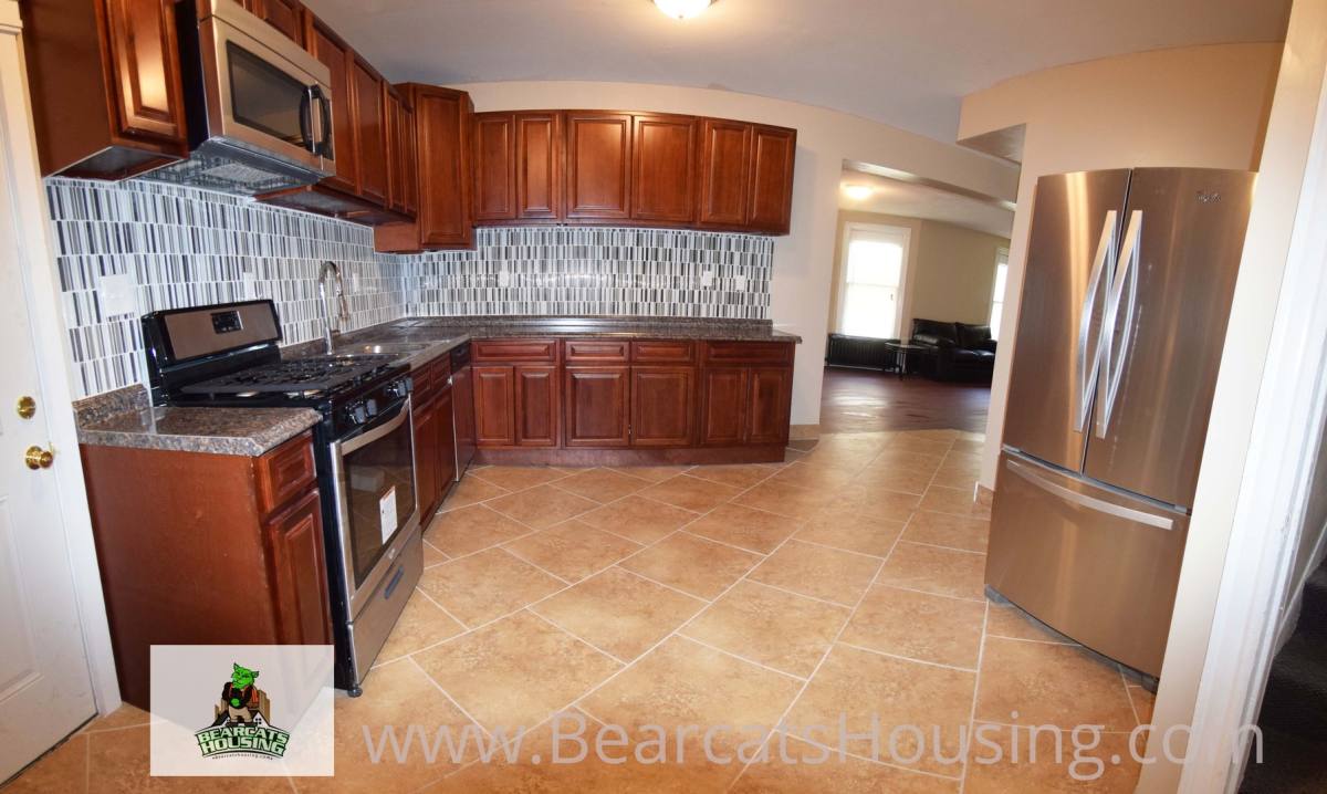 Apartment for rent at 73 Leroy St, Binghamton, NY 13905