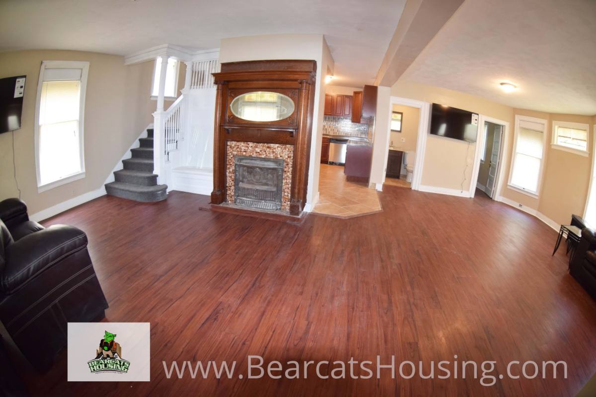 Apartment for rent at 73 Leroy St, Binghamton, NY 13905