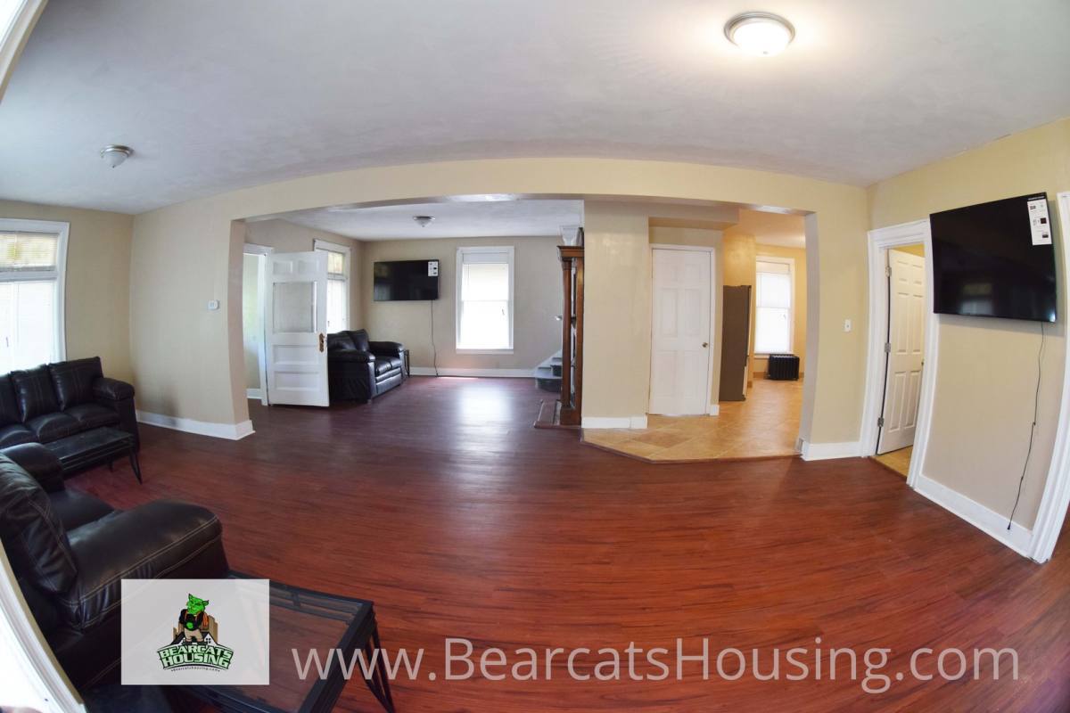 Apartment for rent at 73 Leroy St, Binghamton, NY 13905