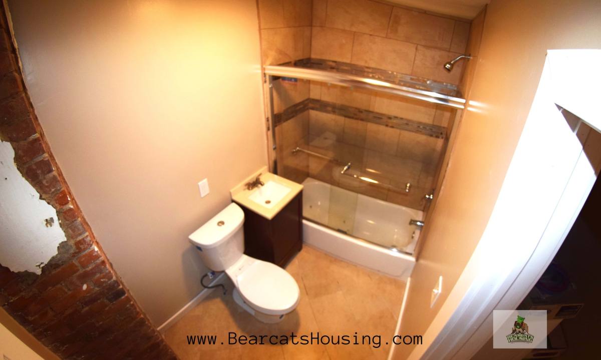 Apartment for rent at 2 Chapel Place, Binghamton, NY 13905