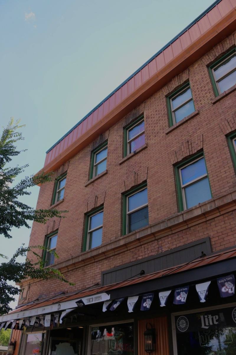 Apartment for rent at 1006 W Mansfield Ave, Spokane, WA 99205