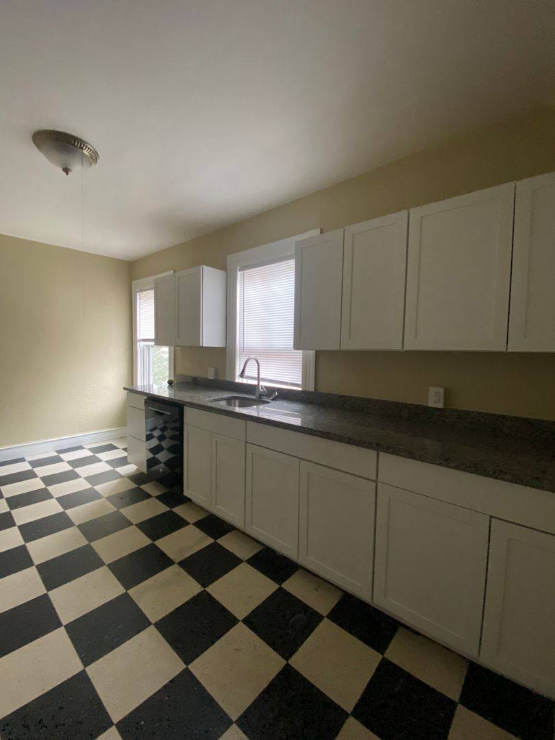 Apartment for rent at 271 Broadway, Providence, RI 02909