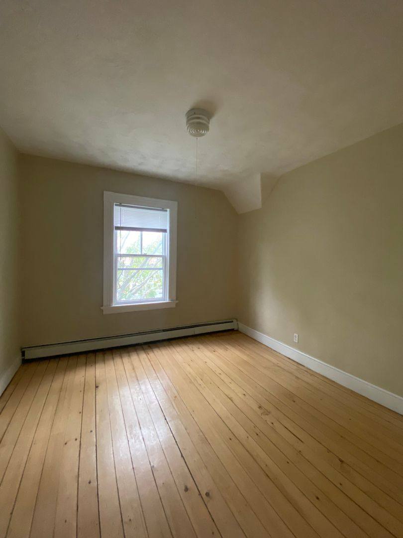 Apartment for rent at 271 Broadway, Providence, RI 02909