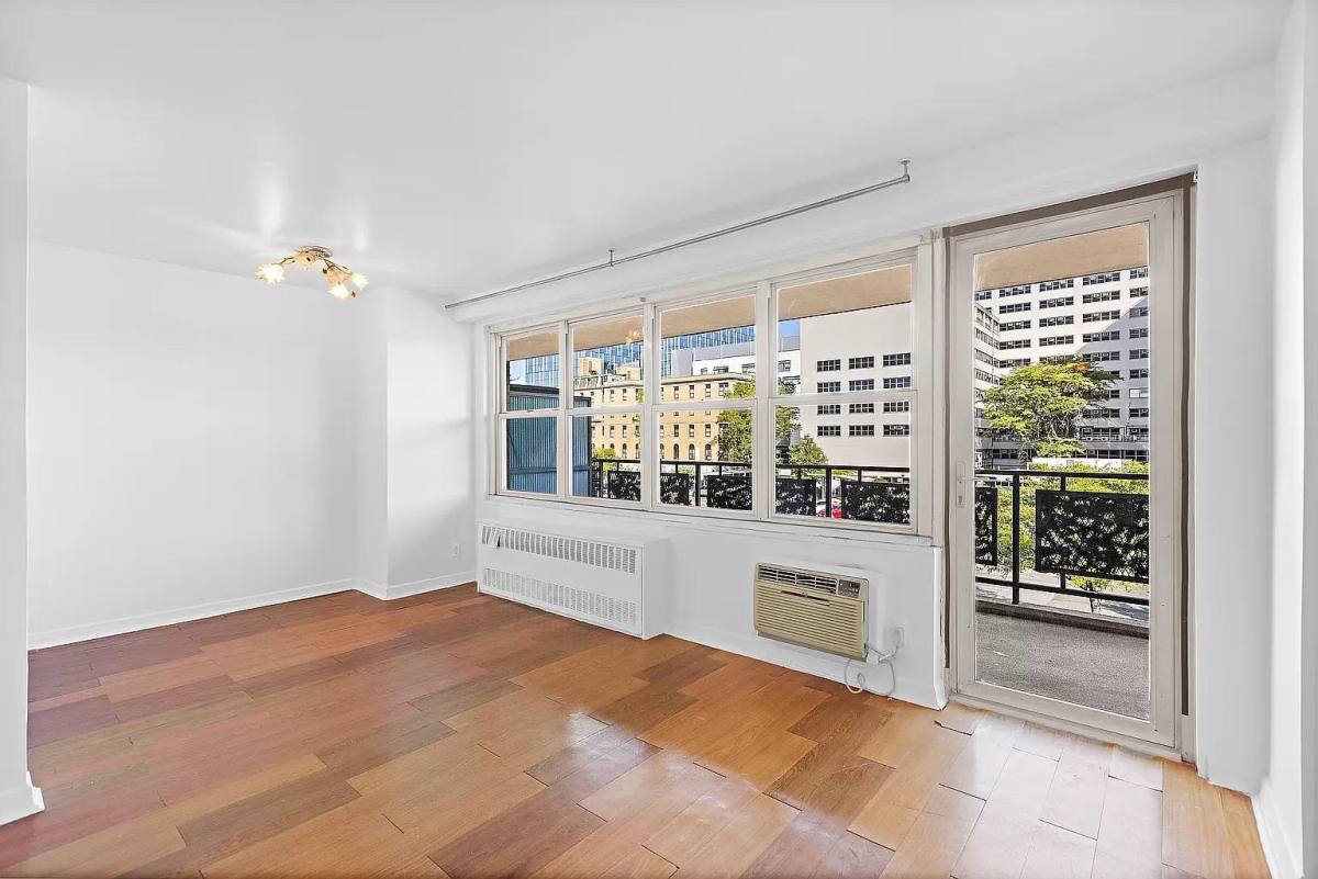 2650 Ocean Parkway #3L, Brooklyn, NY 11235