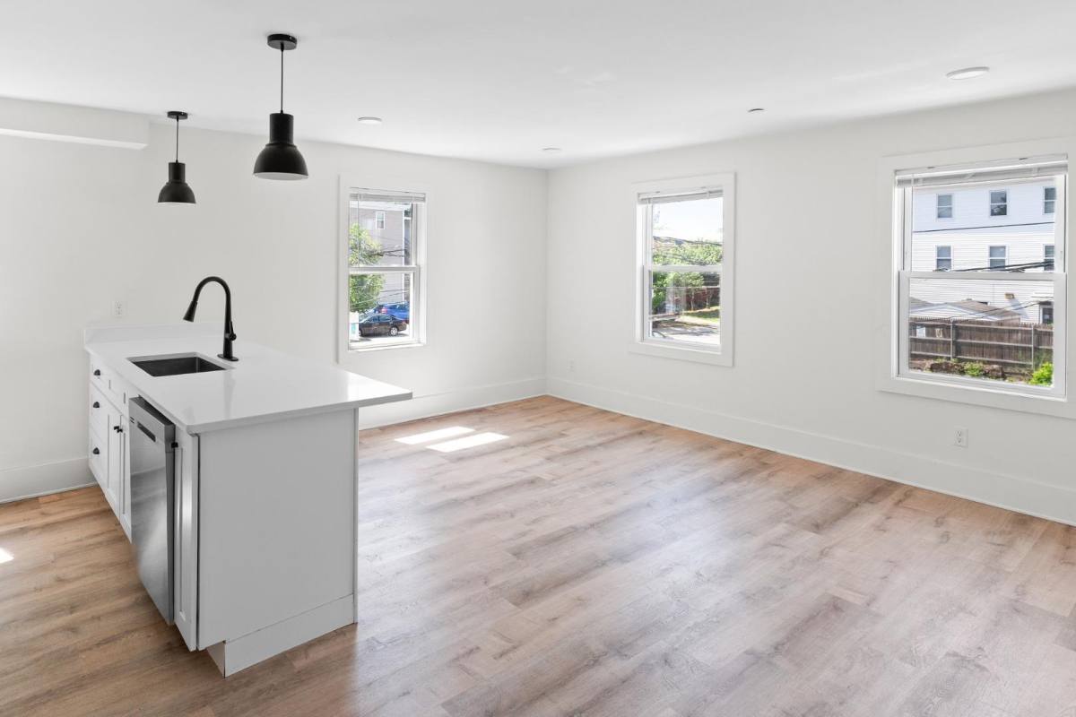 Apartment for rent at 14 Vinton St #2B, Providence, RI 02909