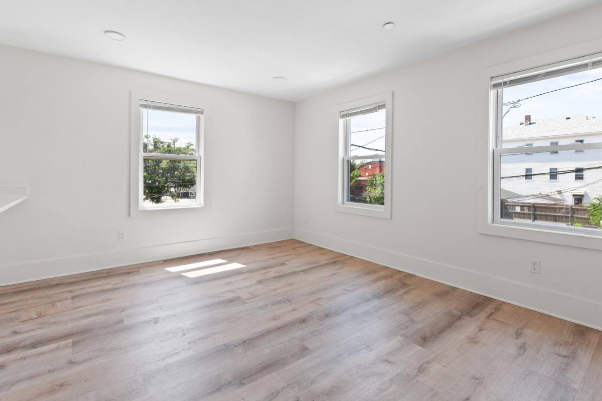 Apartment for rent at 14 Vinton St #2B, Providence, RI 02909