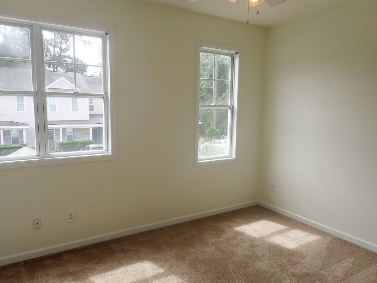 Townhouse for rent at Hinton Oaks, 5609 Moss Vine Place #1, Wilmington, NC 28403