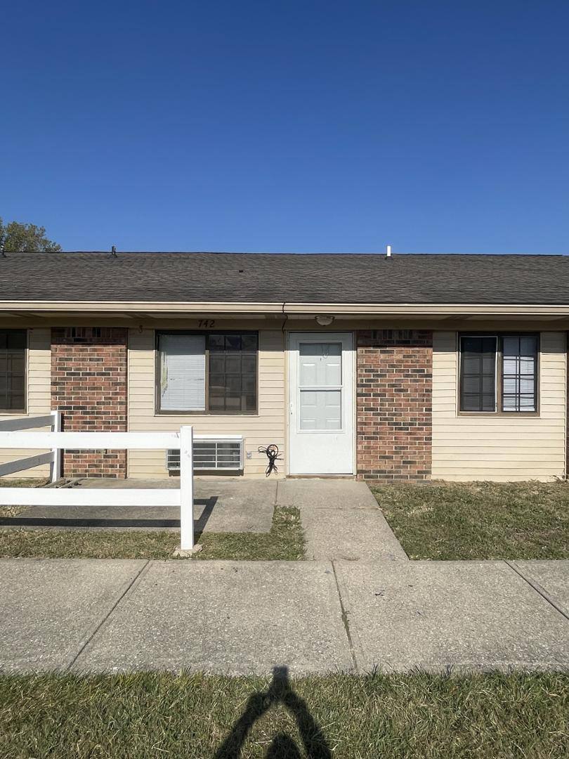 Apartment for rent at Cameron Square, 742 Loews Blvd, Greenwood, IN 46142