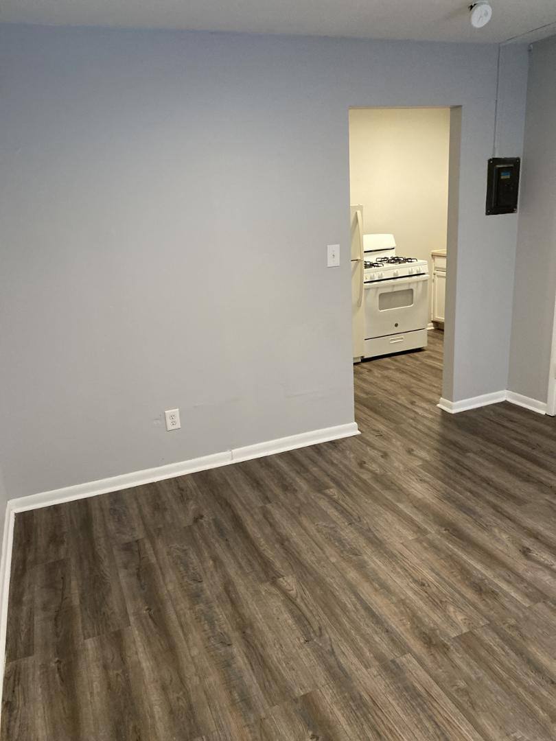 Apartment for rent at 135 W Hendricks St, Shelbyville, IN 46176