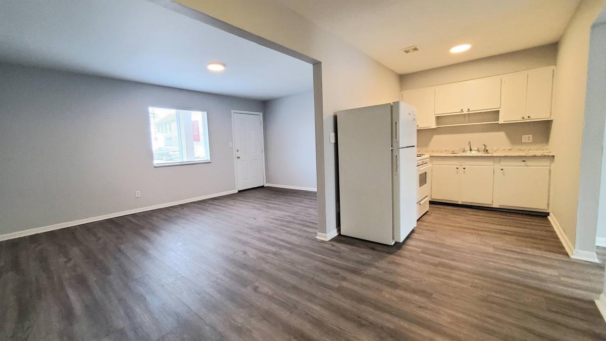 Apartment for rent at 135 W Hendricks St, Shelbyville, IN 46176