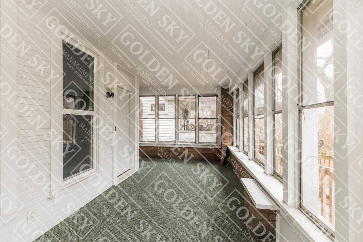 Apartment for rent at 412 W Howard St, Muncie, IN 47305