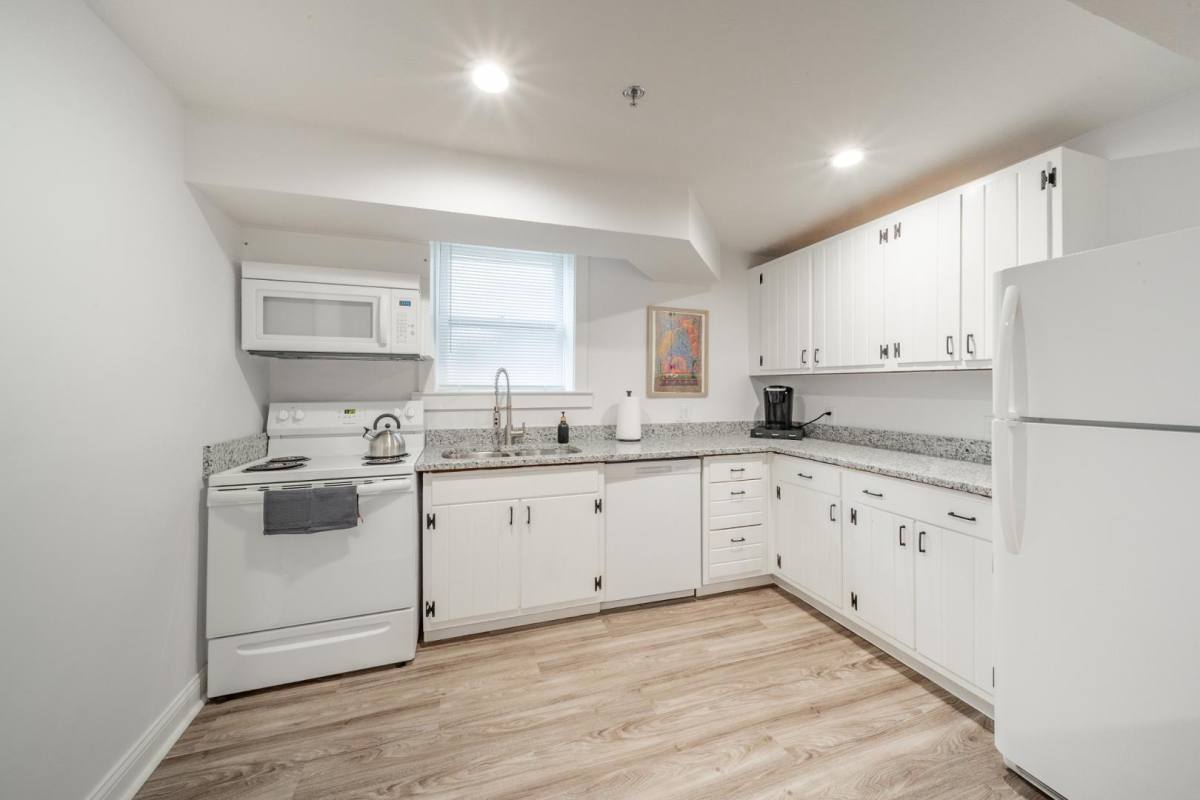 Apartment for rent at Grace Manor, 234 9th St, Indianapolis, IN 46204