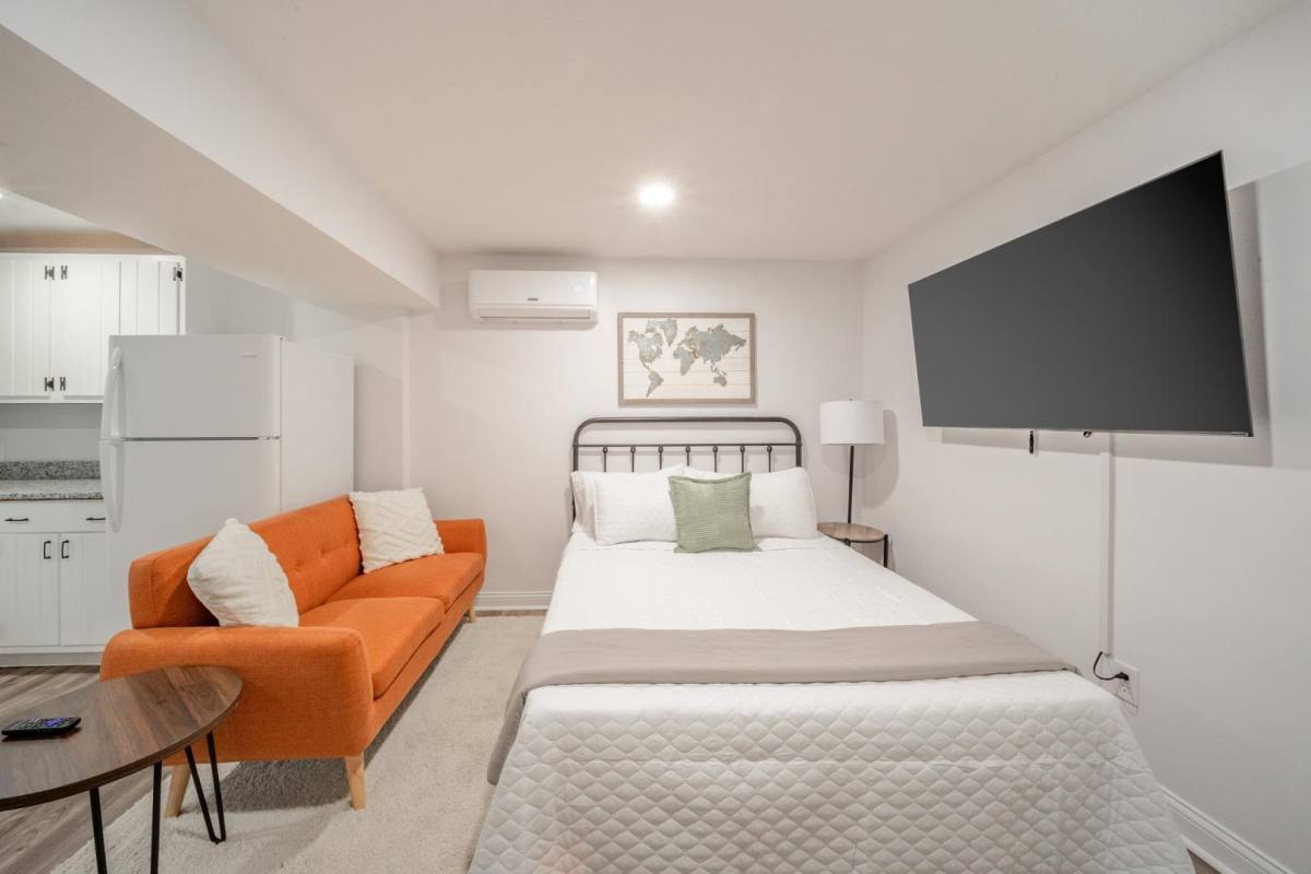 Apartment for rent at Grace Manor, 234 9th St, Indianapolis, IN 46204