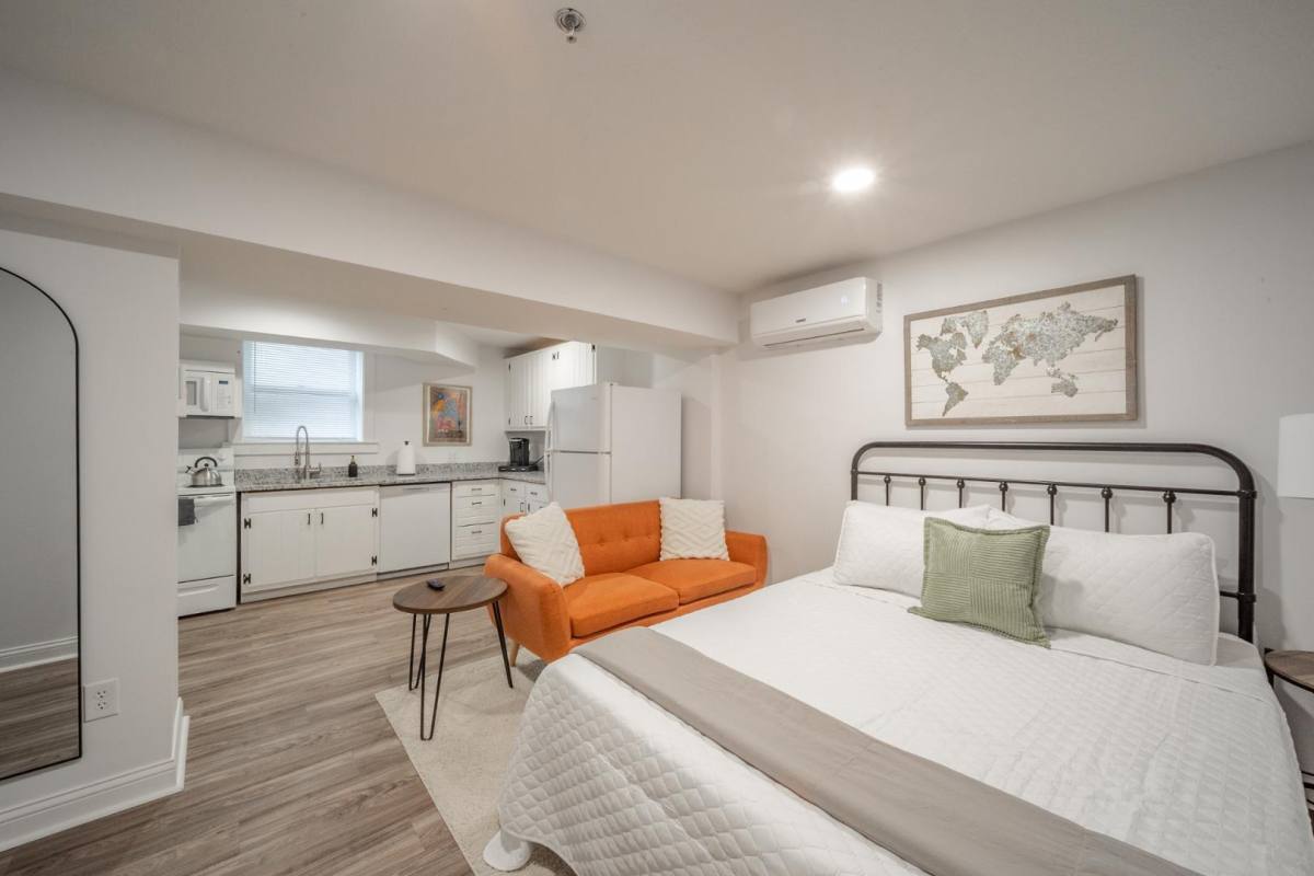 Apartment for rent at Grace Manor, 234 9th St, Indianapolis, IN 46204