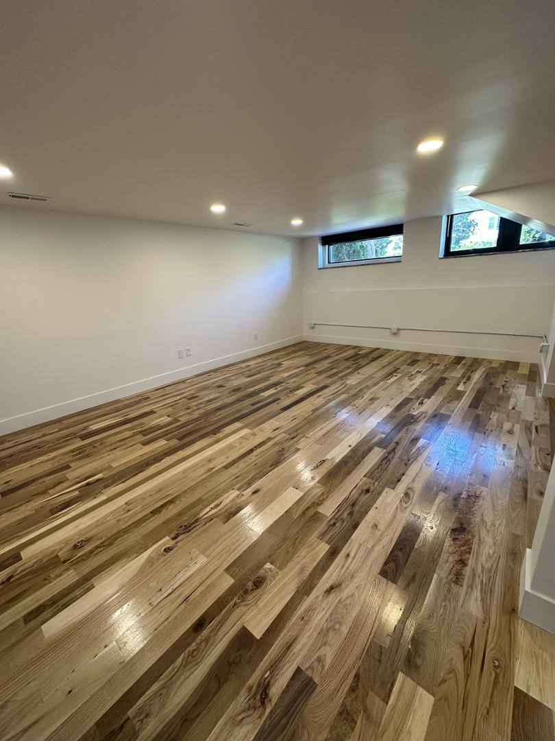 Apartment for rent at 1639 Alameda Ave #101, Lakewood, OH 44107