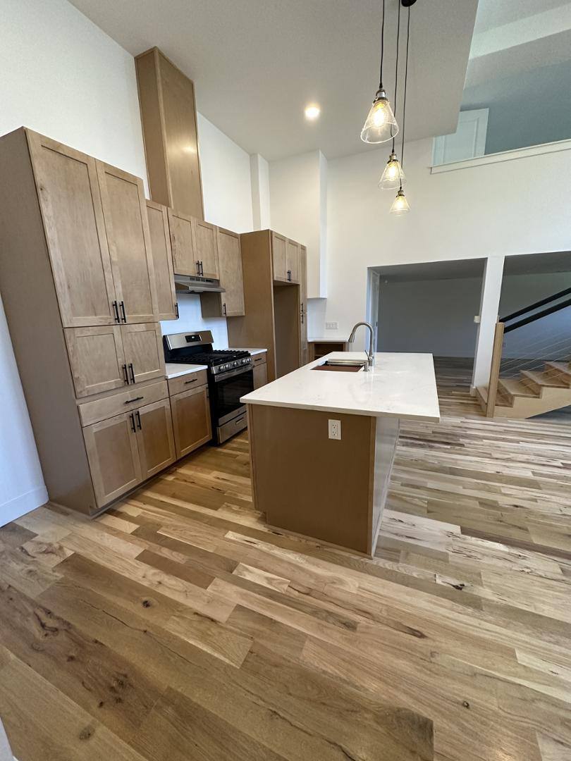 Apartment for rent at 1639 Alameda Ave #101, Lakewood, OH 44107